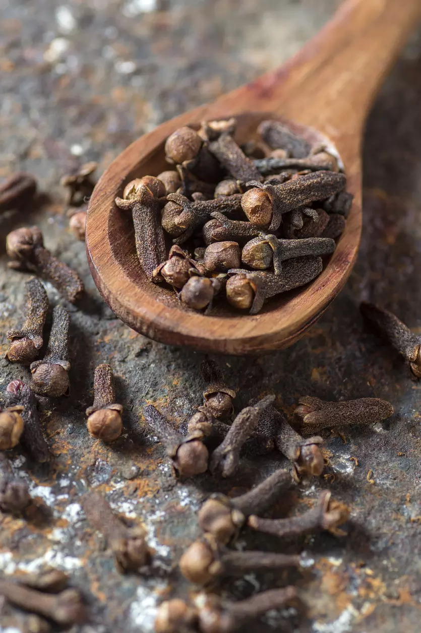 Cloves are high source of phenolic compounds