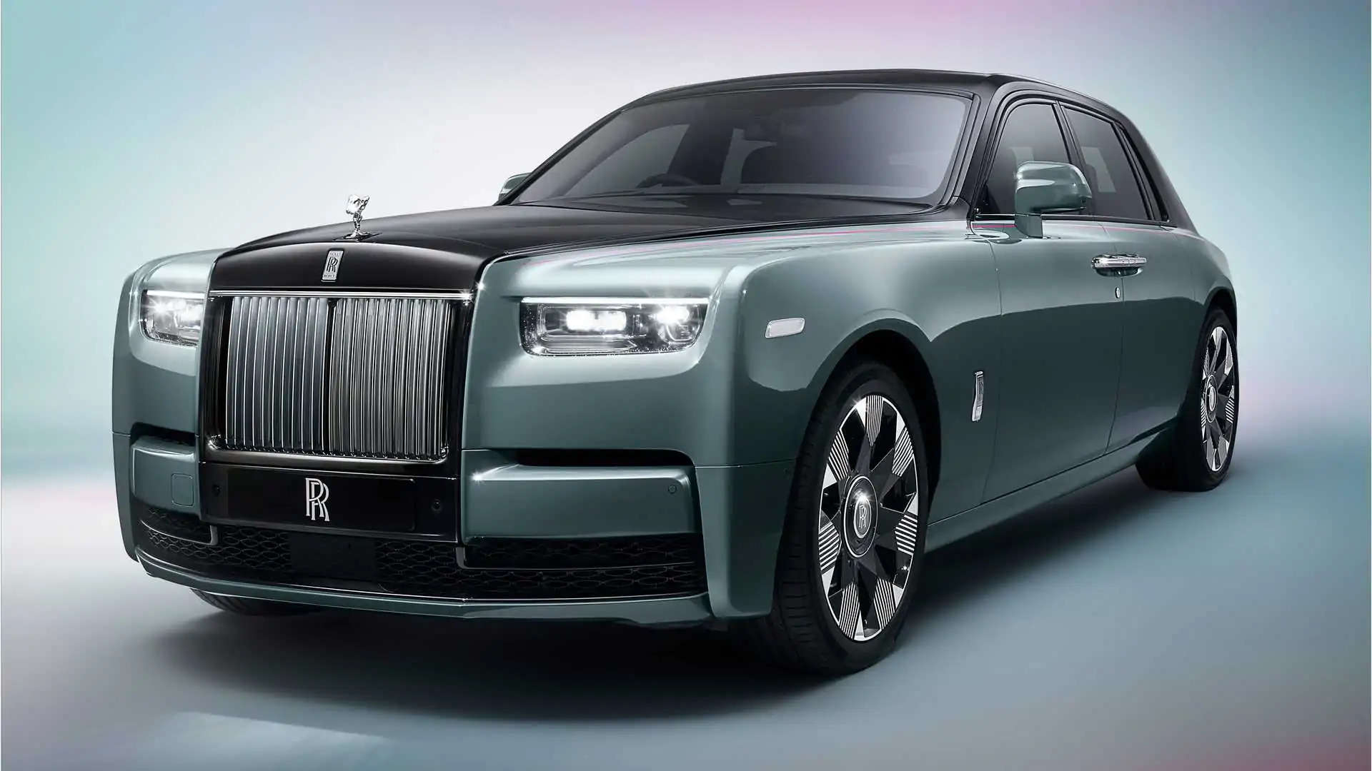 2023 Rolls-Royce Phantom VIII