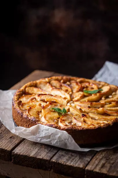 Apple Christmas cake