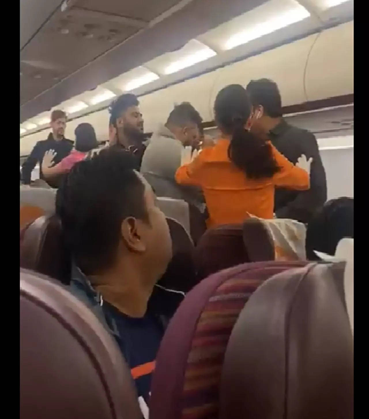 ​Fight inside Bangkok-Kolkata flight