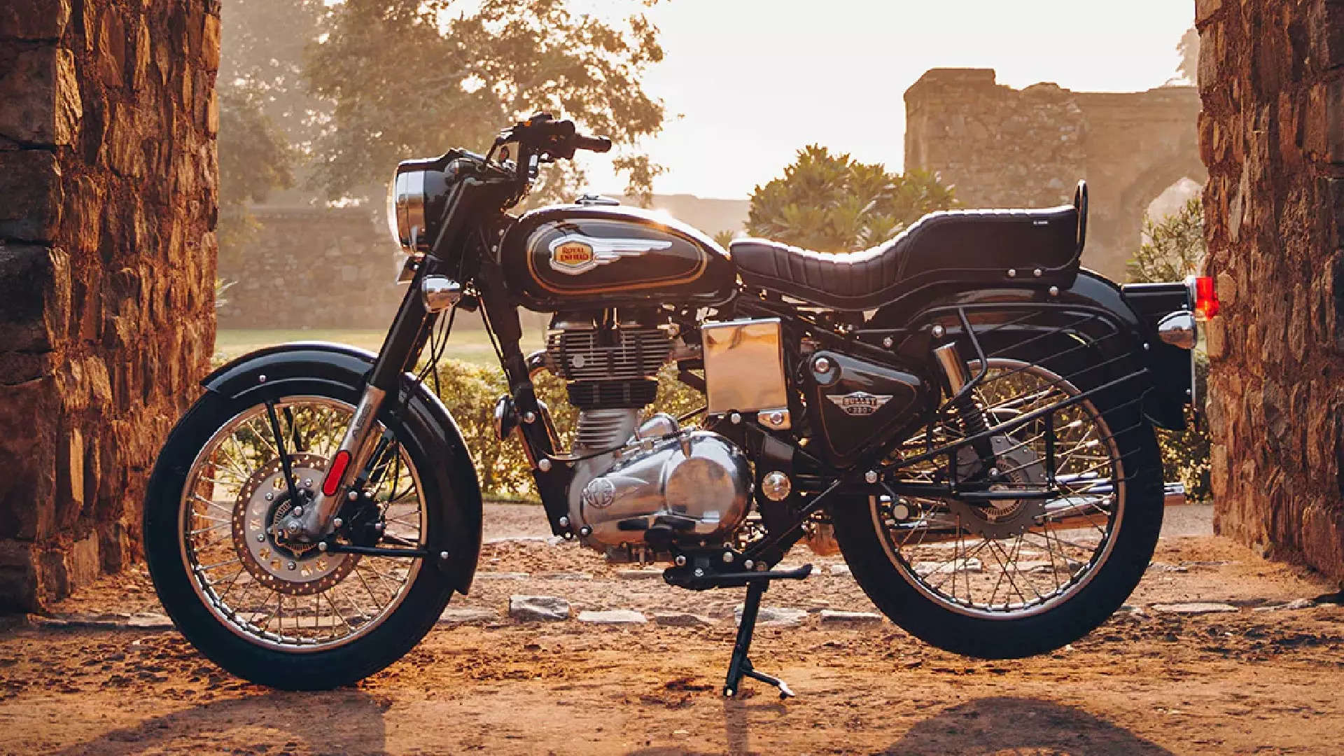Royal Enfield Bullet 350 for just Rs 18,700! Here's how