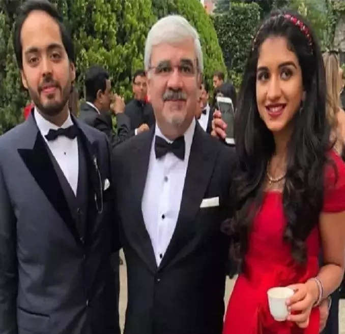 Net worth of Viren Merchant All we know about father of Radhika, bride