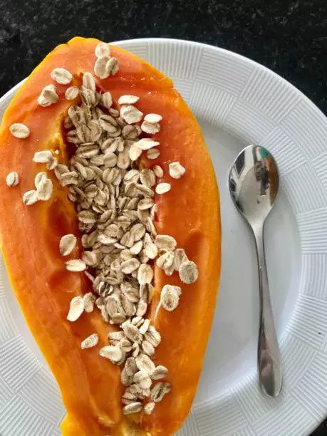 Papaya oats mask