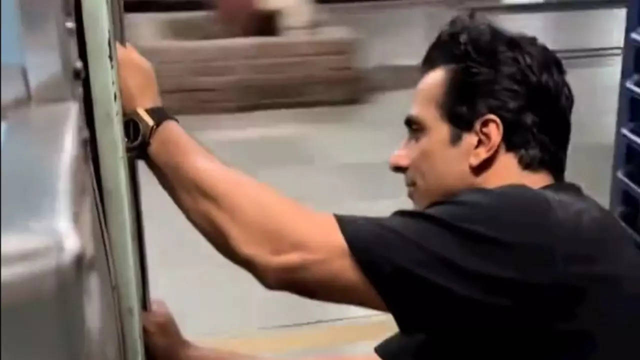 Sonu Sood was seen travelling 'on the footboard' on a moving train in a viral video dated December 13, 2022 | Screengrab from video by@SonuSood/Twitter