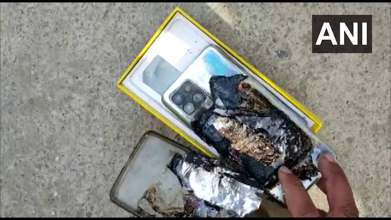 A man's phone exploded while he was on call in UP's Amroha  Picture courtesy of ANI