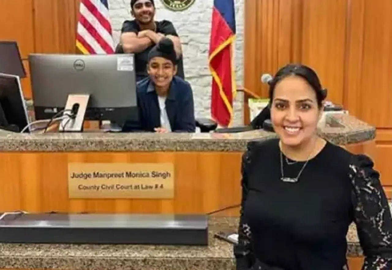 ​Indian-origin Manpreet Monica Singh becomes first female Sikh judge in the US​