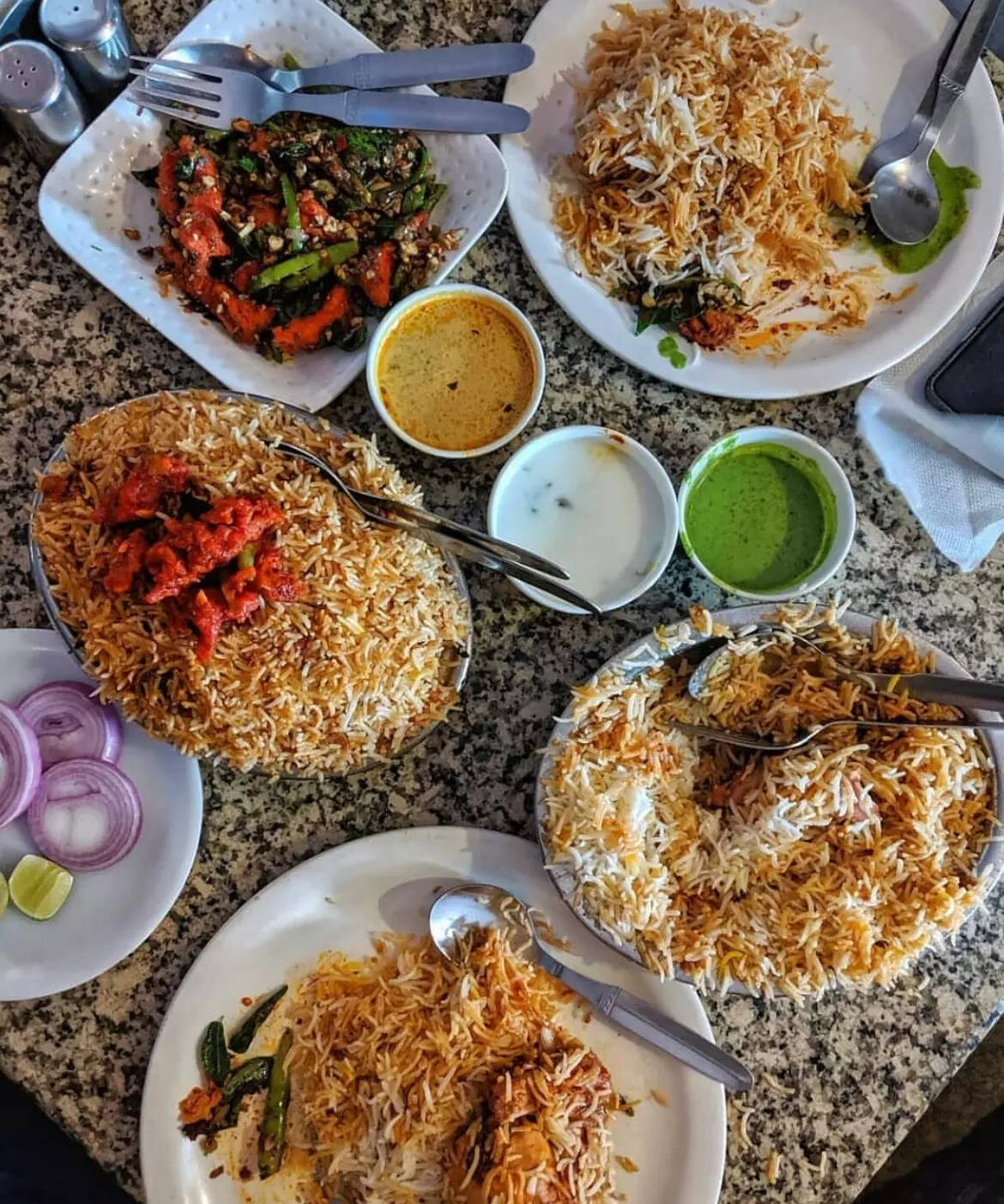 Here are the 6 best biryani places in Hyderabad, even twitter agrees