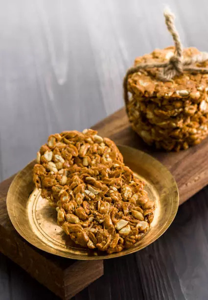 Peanut chikki