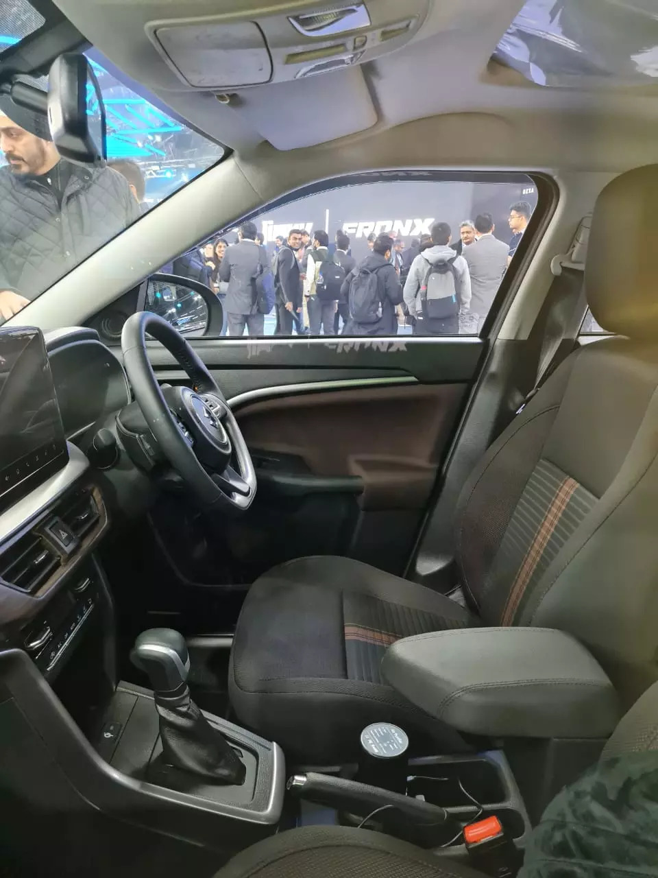 Maruti Brezza Matte Cabin features