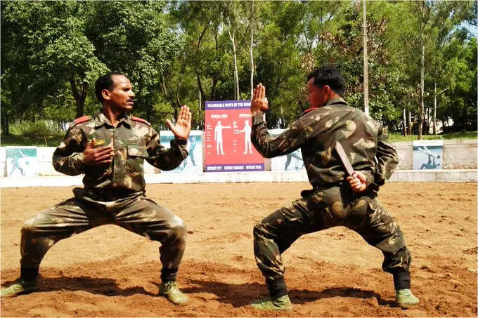 अब बिना हथियारों के लड़ना सीखेंगे भारतीय सेना के जवान- Now Indian Army soldiers will learn to fight without weapons