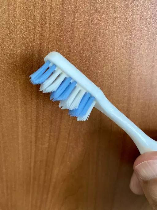 Brushing in a single pattern