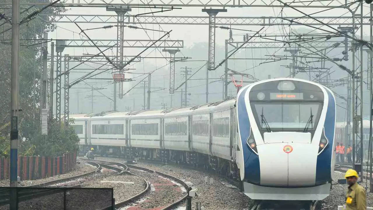 Secunderabad-Pune Vande Bharat Express