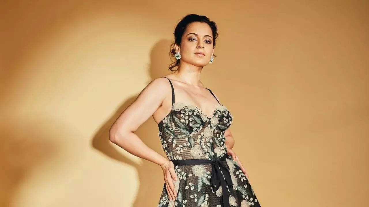 Kangana Ranaut is back on Twitter after ban, netizens say 'welcome back  Iron Lady' | Entertainment News, Times Now