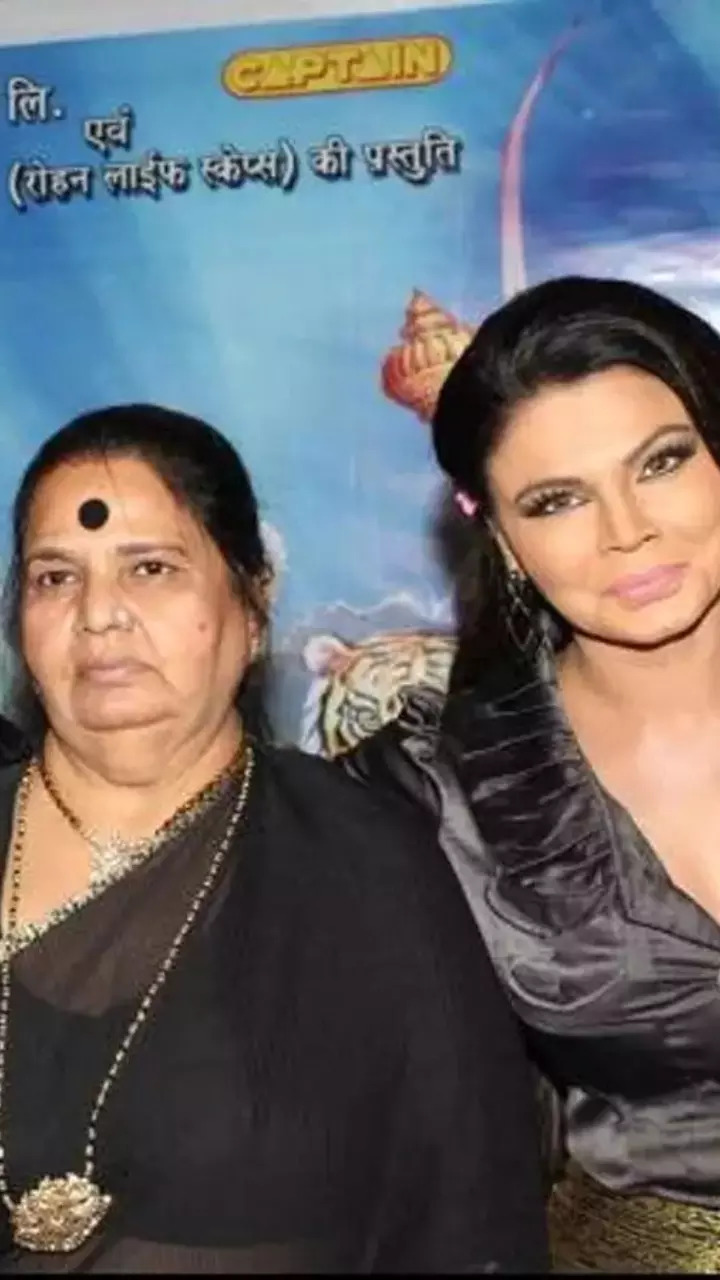 Rakhi Sawants mother passes away