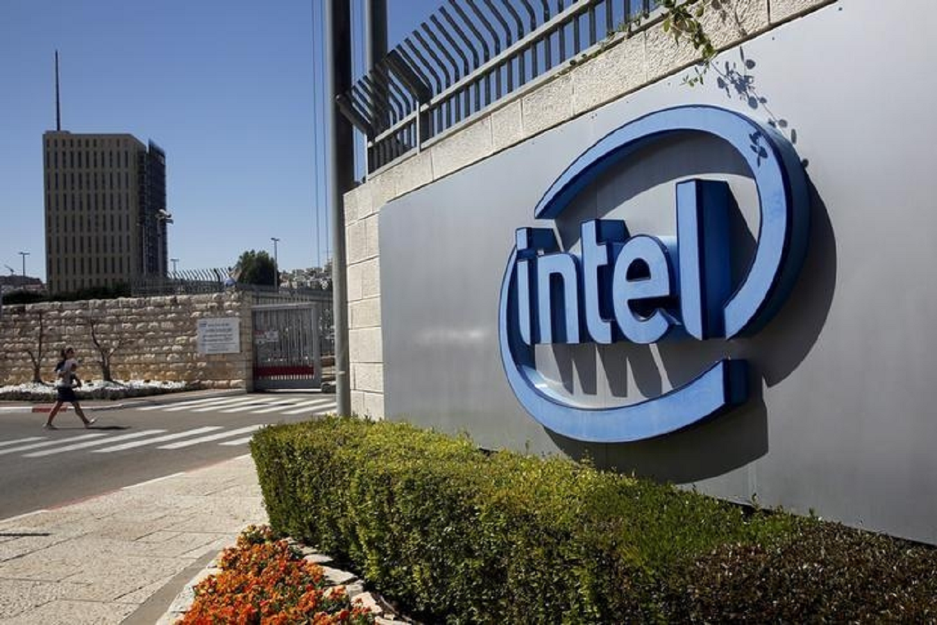 Intel layoffs 