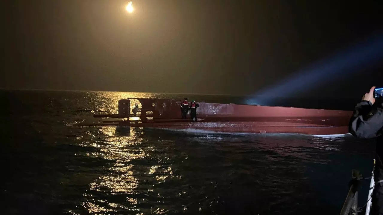 9 missing after fishing boat capsizes in South Korea | World News ...