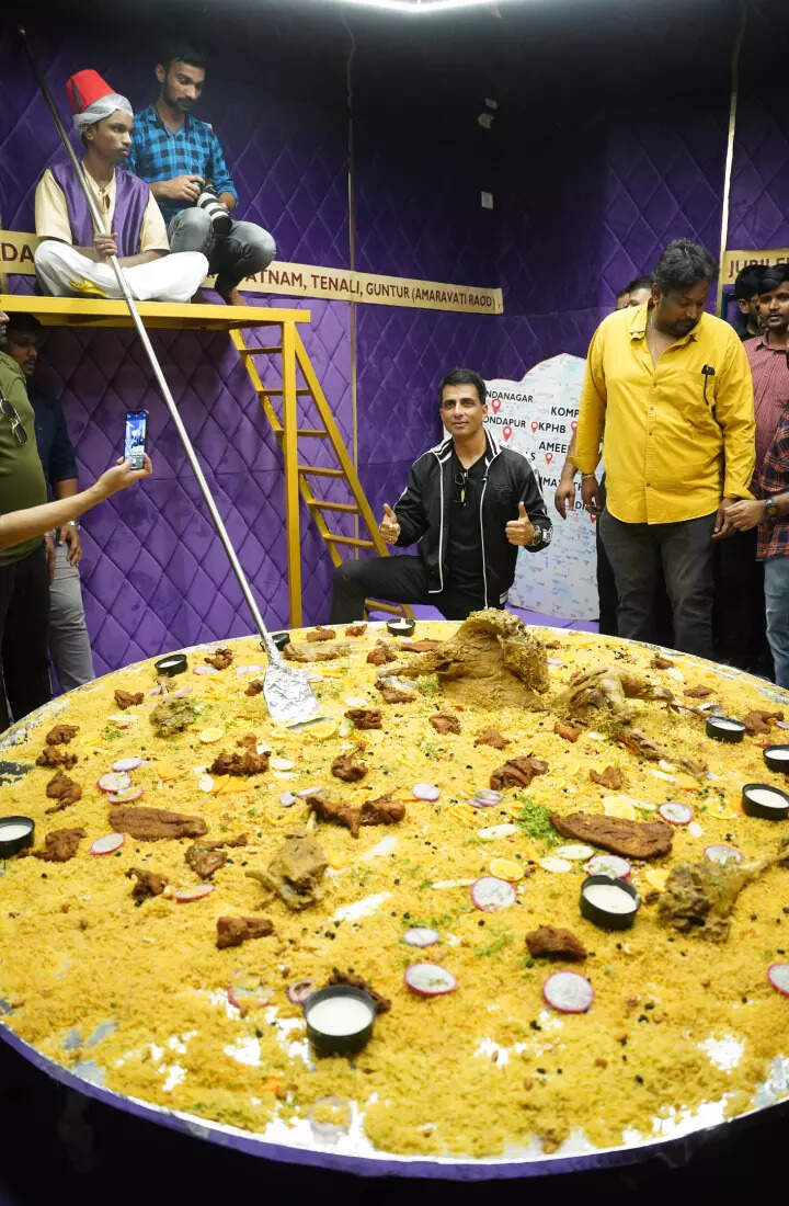 Sonu Sood Plate Actor launches India’s biggest Mandi plate in
