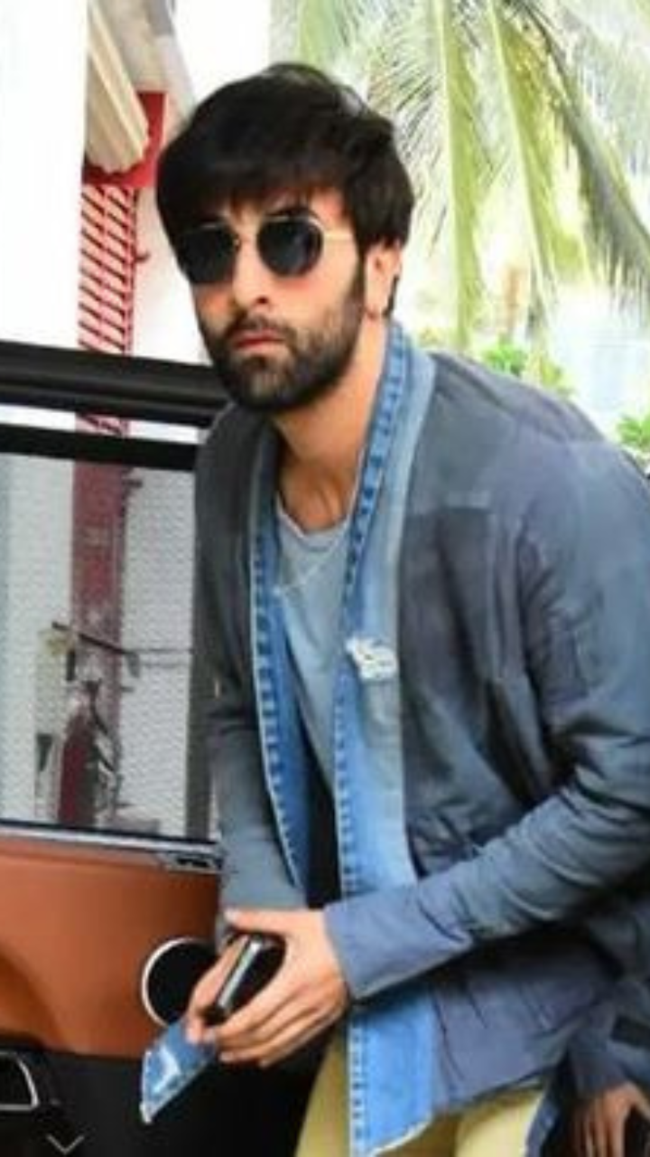 Ranbir Kapoors crazy fan encounter  