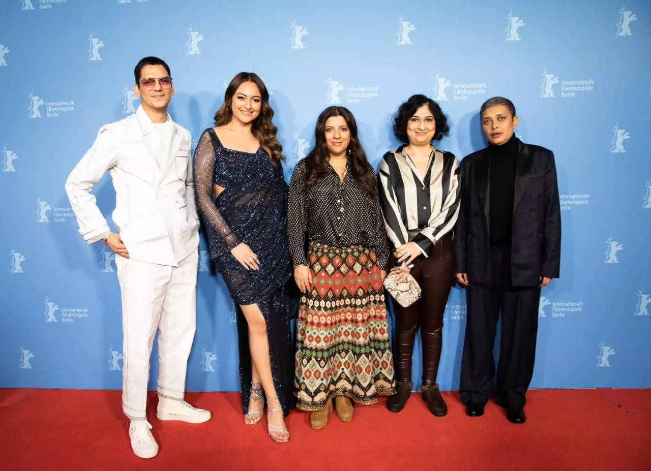 Sonakshi Sinha, Vijay Varma reach Berlin International Film Festival ahead  of Dahaad world premiere | Entertainment News, Times Now