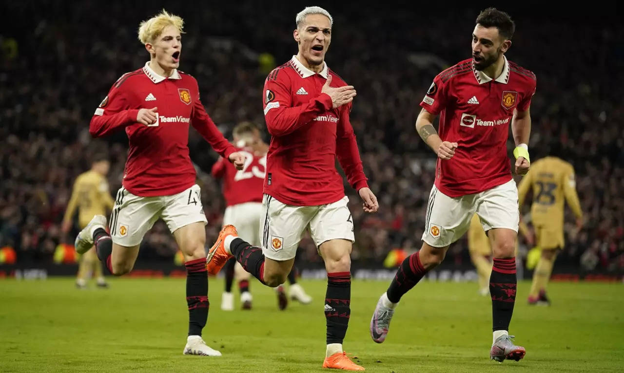 Manchester United beat Barcelona to reach Europa League last 16, Juventus & AS Roma also progress