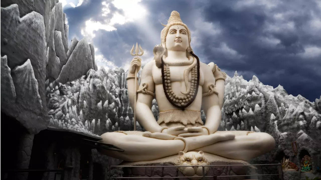 Good morning messages, wishes for Monday with Lord Shiva for a blessed week  ahead Isha Yoga Centre