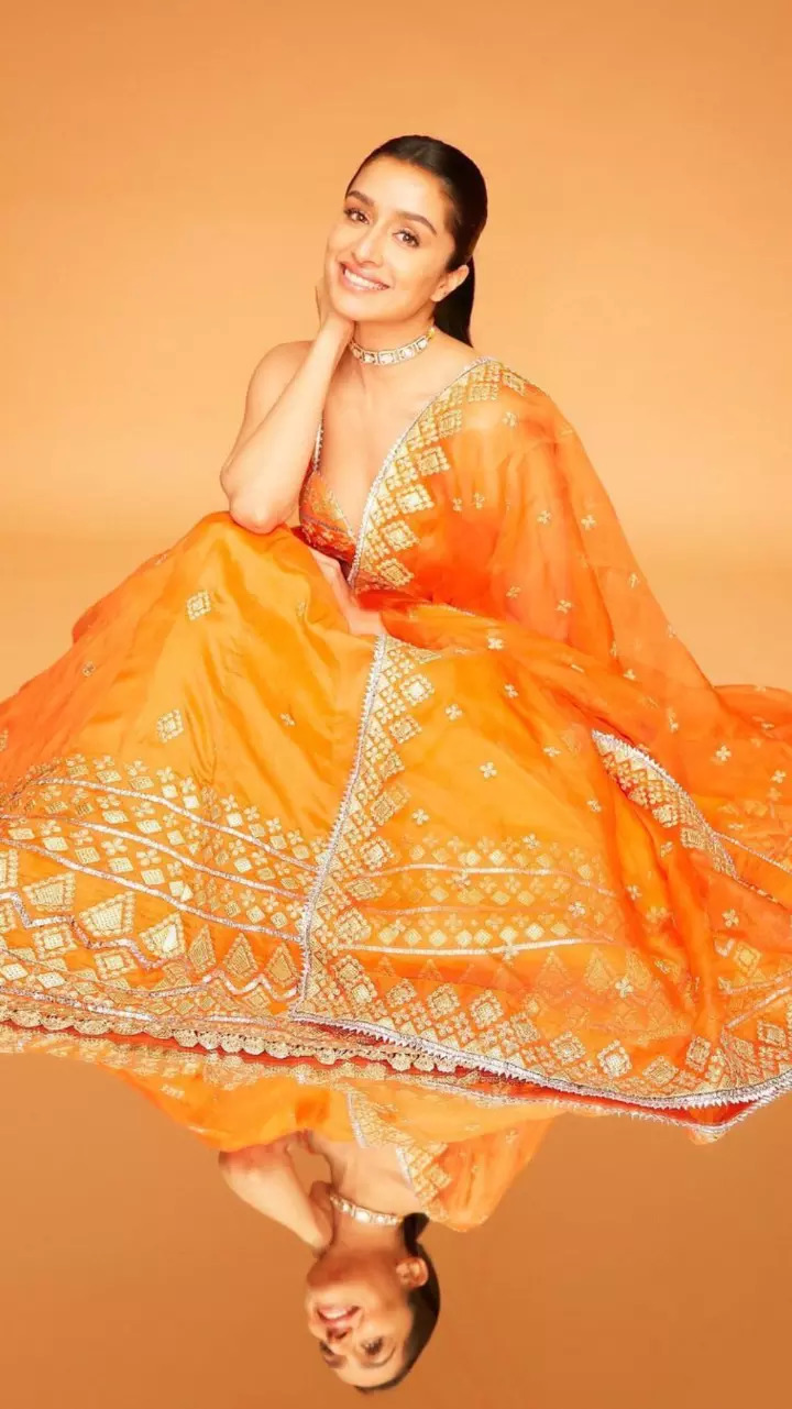 Shraddha Kapoors breathtaking lehenga look