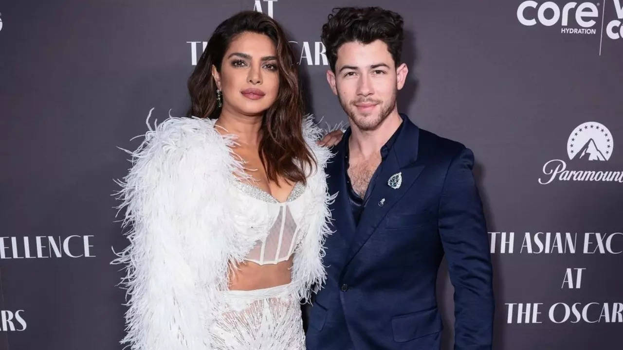 Nick Jonas Is Proud Husband As His 'incredible' Wifey Priyanka Hosts ...