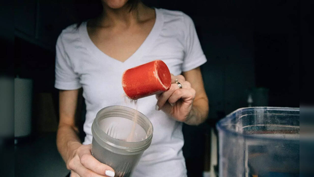 Protein Powder in India Are protein powders safe? Paras Hospital