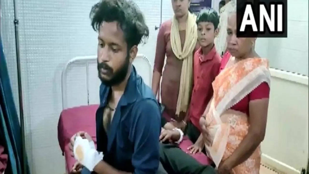 Kerala BJYM workers attacked