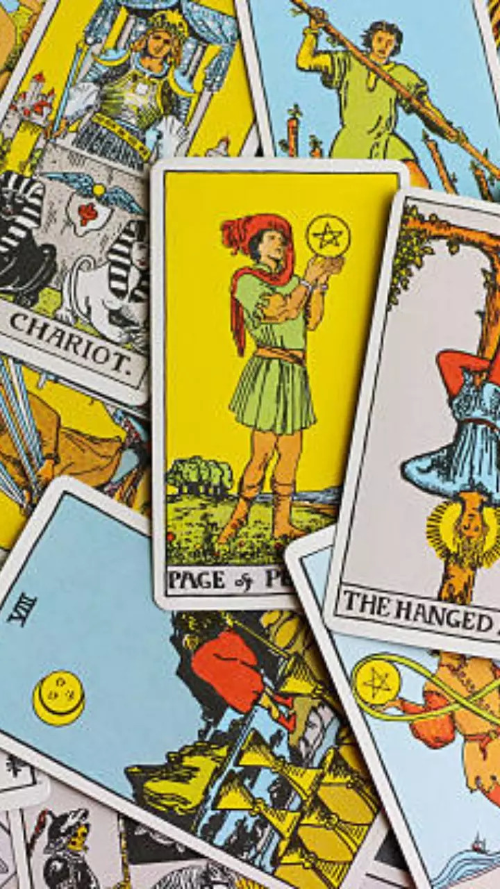 Cards predict it to be a good day to sign business deals Tarot Card Predictions for March 20 2023