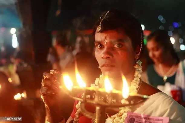 Chamayavilakku: Kerala's unique festival, where men dress up as women ...