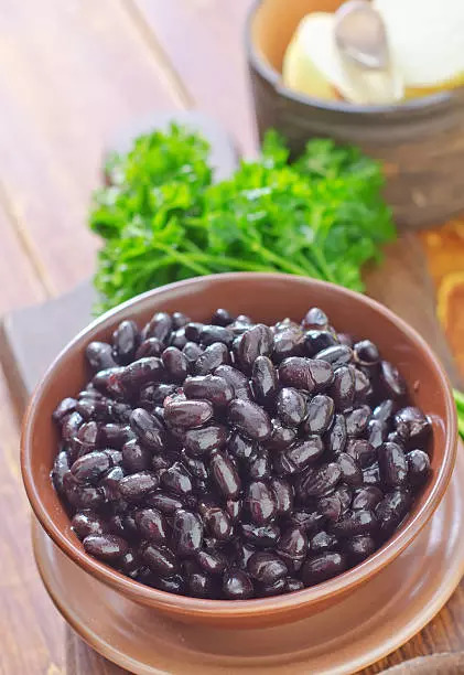 Canned black beans