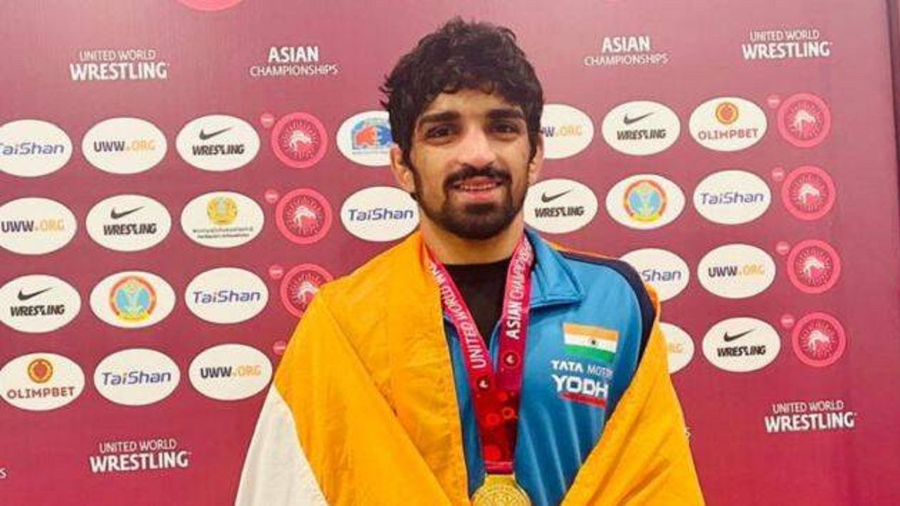 Aman Sehrawat Clinches Gold Medal At Asian Championship | Sports News ...