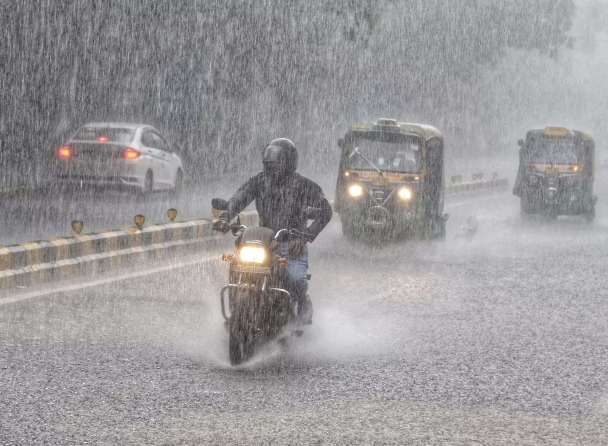 3rd Rain Related Death in Hyderabad; Weather Warning in City of Nizams ...