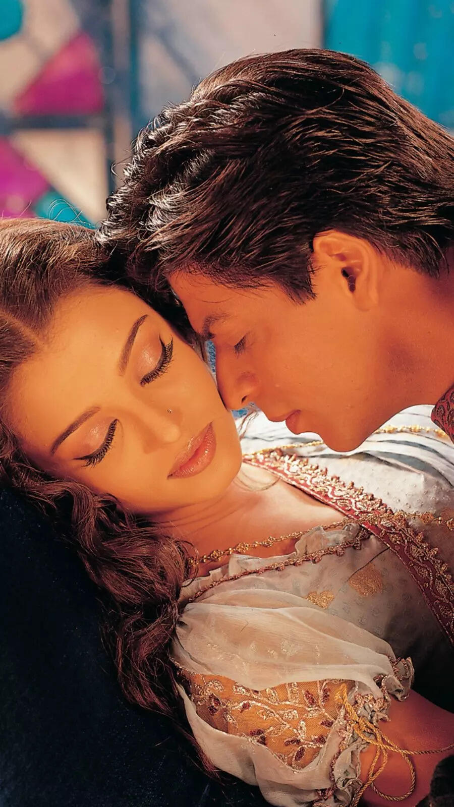 ​​8 Shah Rukh Khan Films For Broken Hearts​