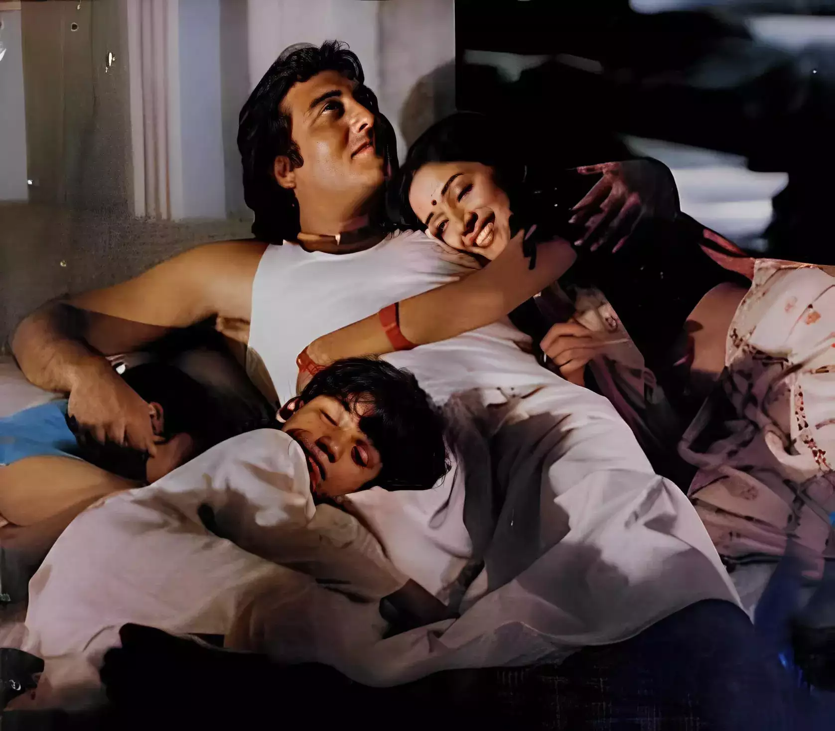 7 Bollywood actors who lost control while shooting intimate scenes