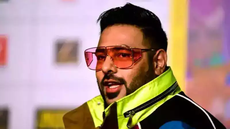 Rapper Badshah visits cancer hospital and performs for young patients; wins hearts