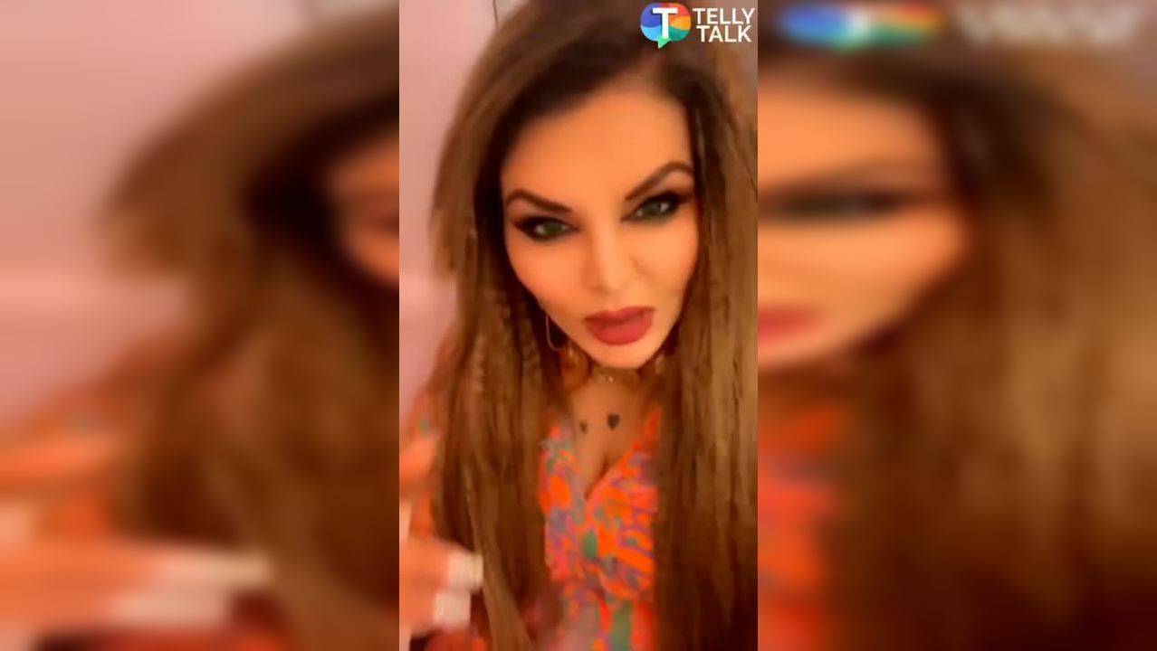 Rakhi Sawant S Funny Shayari In Flight And Says Main Flight Chalaana Viral Shorts