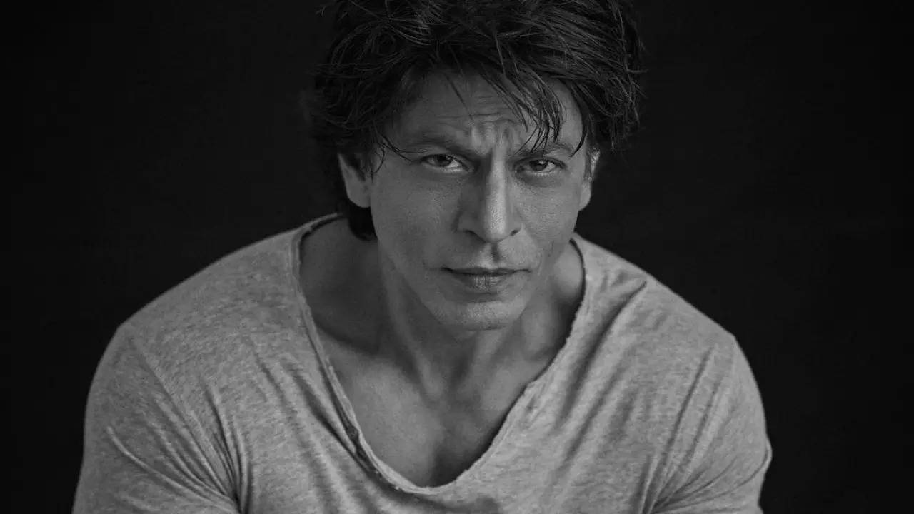 Fan Asks Shah Rukh Khan To Release Jawan Tomorrow, Writes 'Rs 100 Zyada Lelo'. See Actor's EPIC Response