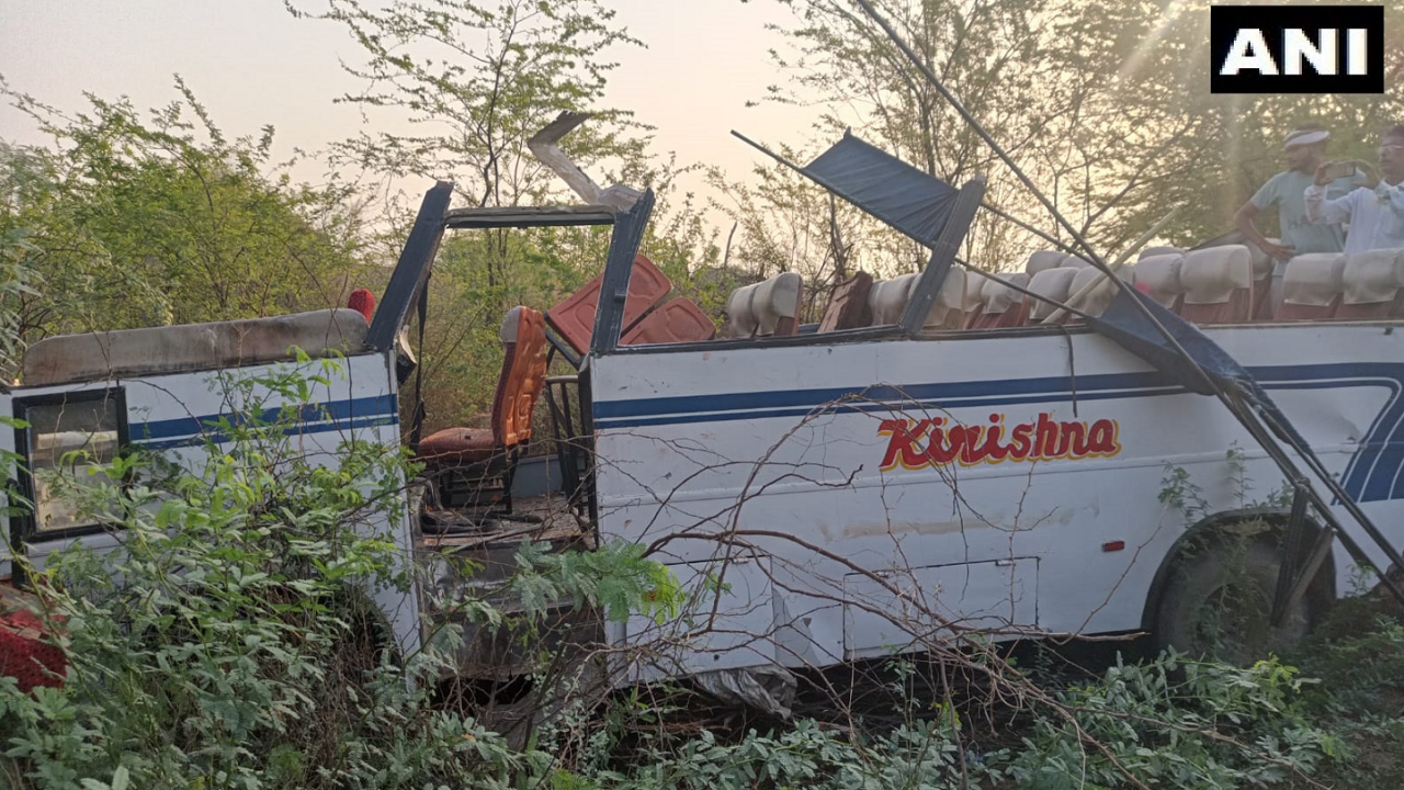 5 Dead, 15 Injured After Bus Overturned By Unknown Vehicle In UP's Jalaun