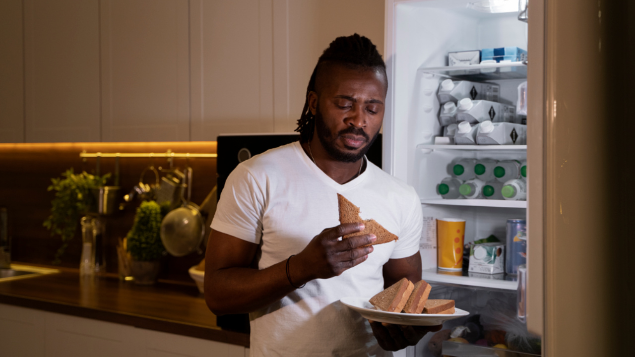 Do You Constantly Feel Hungry? Nutritionist Shares 7 Reasons You Might