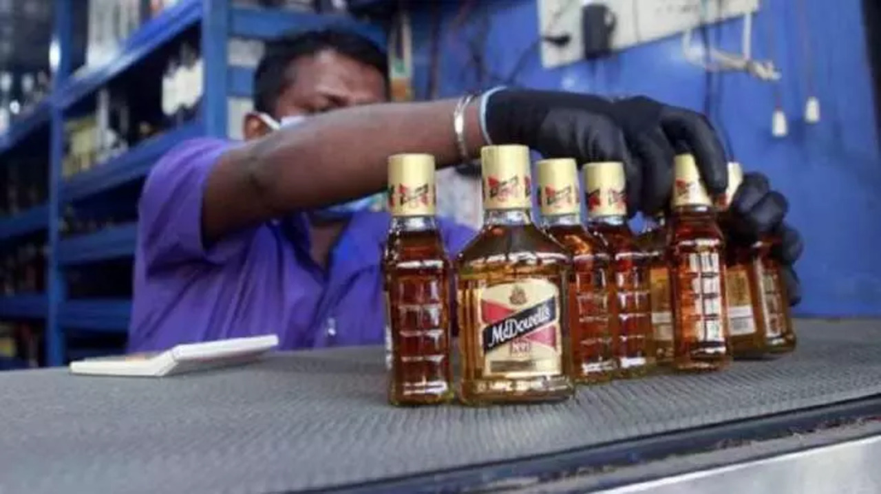 Karnataka Dry Days: No Alcohol Available for THESE 4 days in State from 5  pm TODAY- Details | Bengaluru News, Times Now