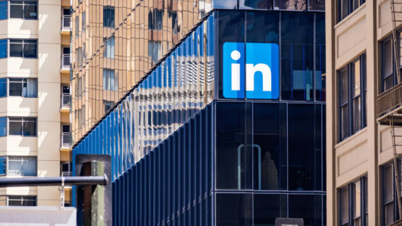 linkedin layoffs 2023