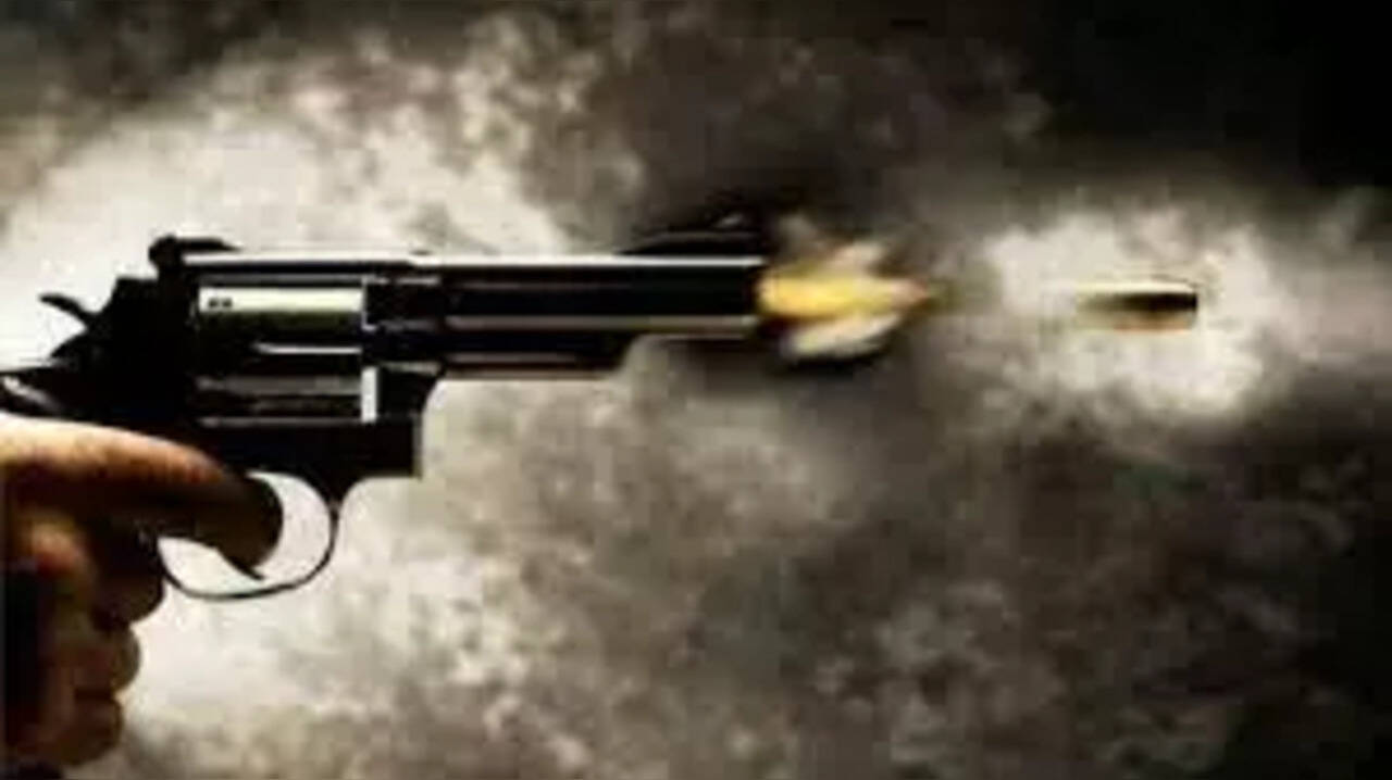 Noida Teen Shot Dead