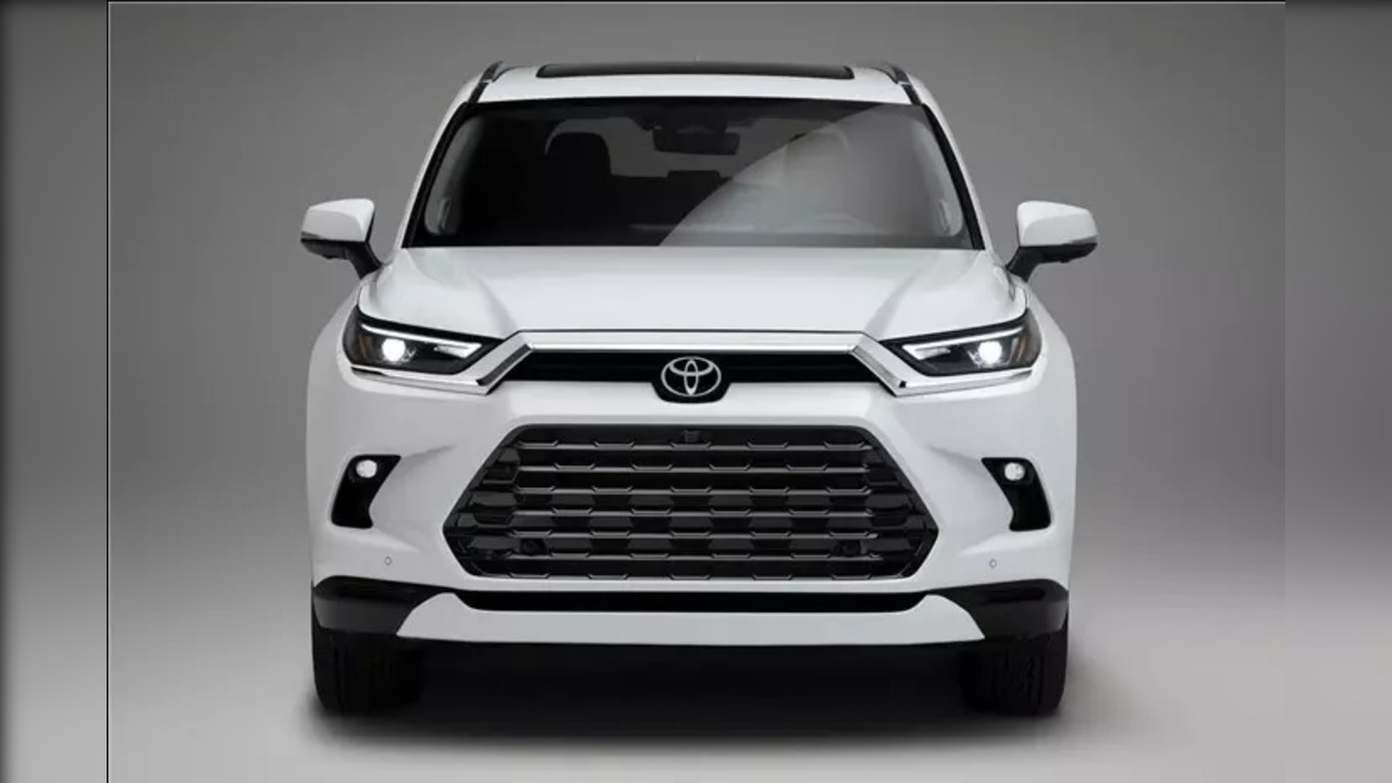 Toyota Urban Cruiser Icon to debut on May 15th as a Hyundai Creta rival