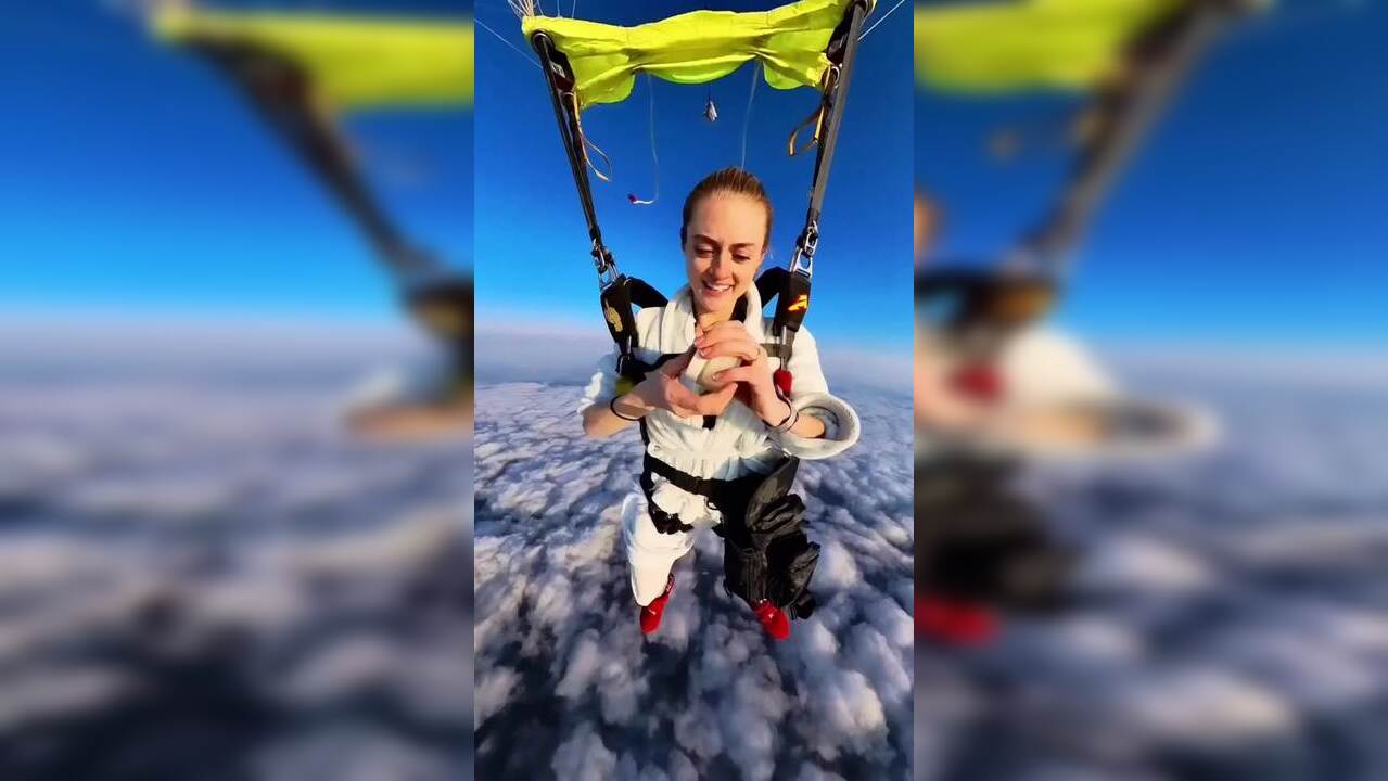Woman Applies Makeup While Skydiving From 10,000 Feet In Viral Video Viral Videos News, Times Now