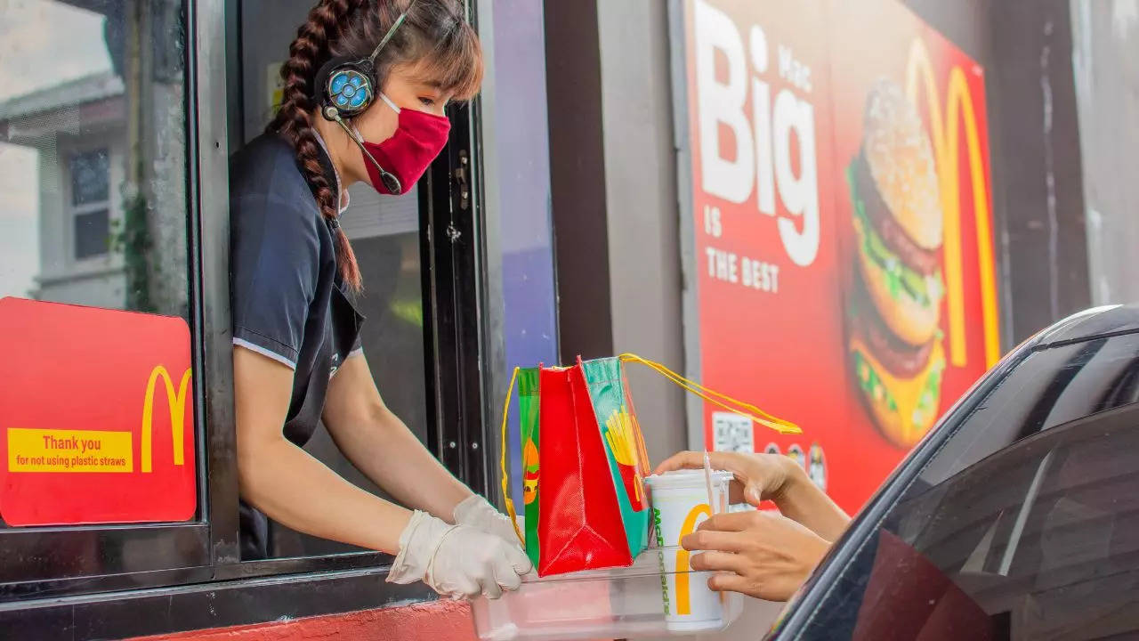 Jury reached a split verdict in the hot chicken McNuggets lawsuit after parents successfully sued McDonald's over second-degree burns their daughter suffered | Representative image