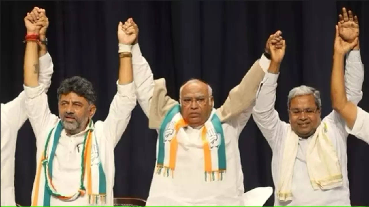 Karnataka CM Race LIVE Congress Resolution Authorises Mallikarjun Kharge To Appoint New CLP Leader