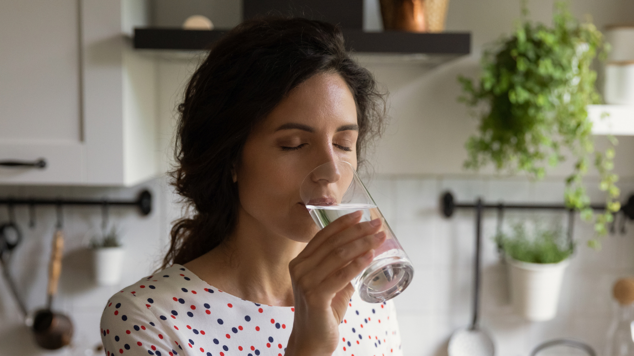 Drink This Ayurvedic Coolant In The Morning To Detox Your Body