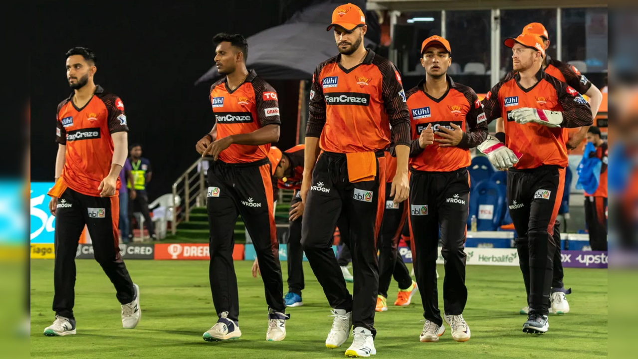 IPL 2023 qualification scenario SRH face GT in a do-or-die match